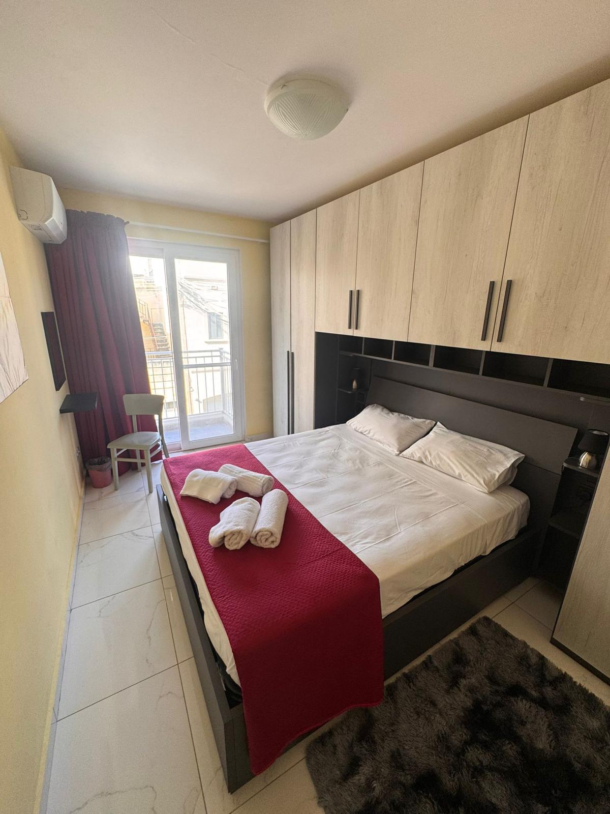 main-bedroom